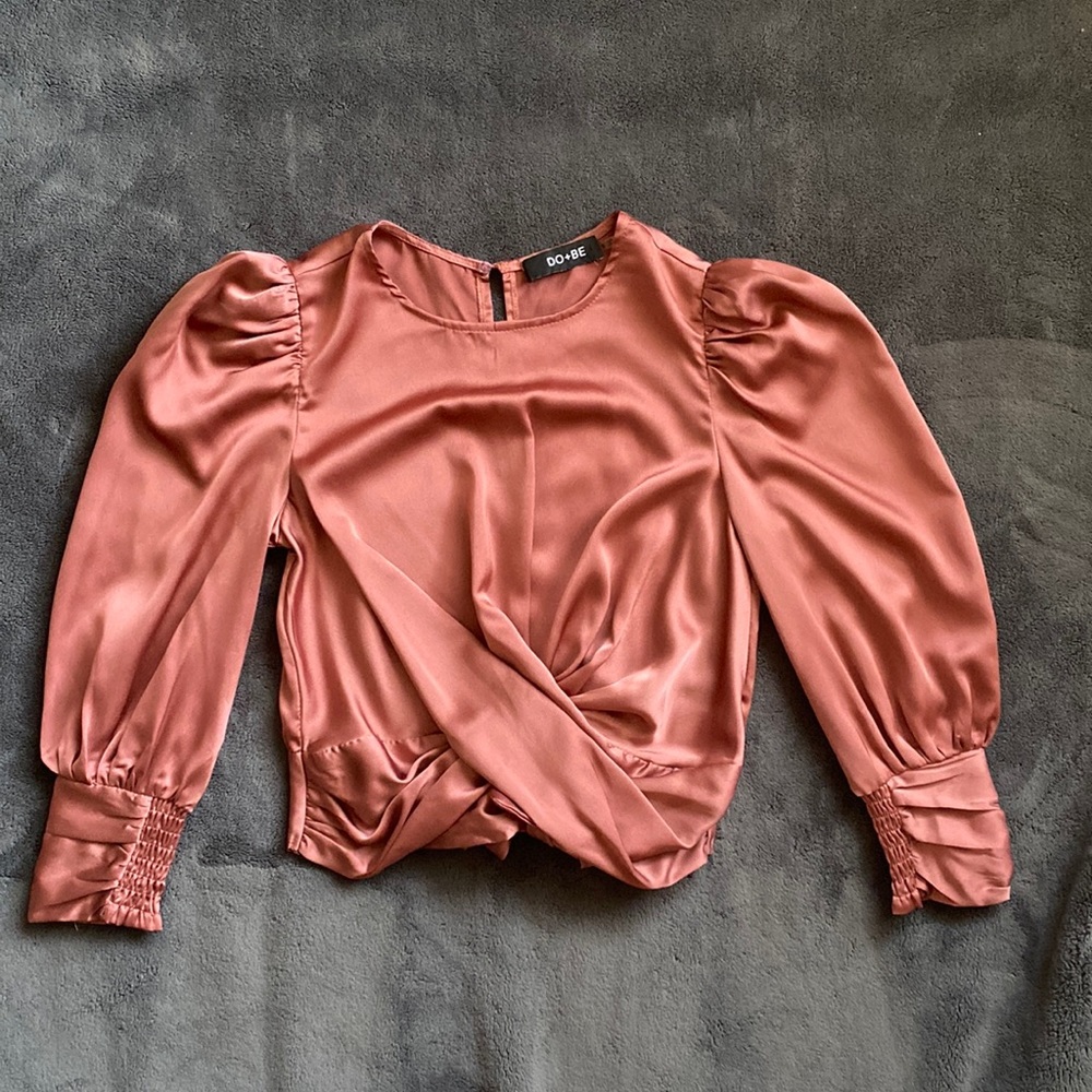 Mauve Satin Cropped Blouse with Twisted Front and Tie Back- Size Small